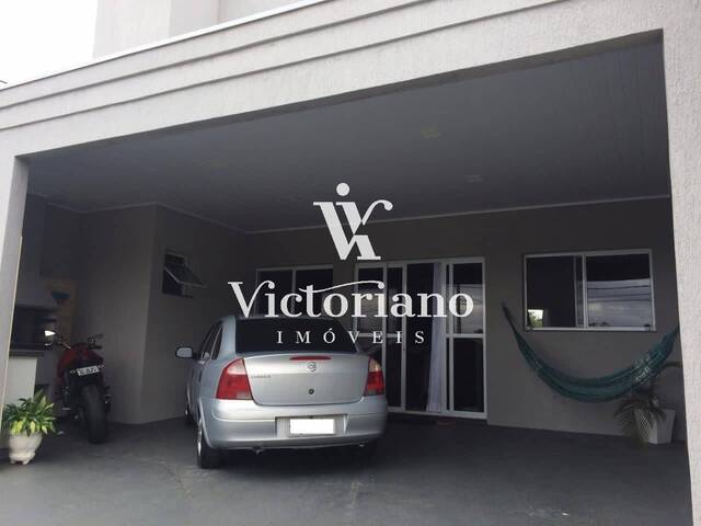 Casa para Venda em São José dos Campos - 3