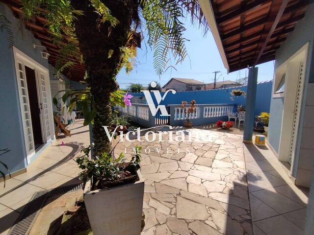 Casa para Venda em Jacareí - 3