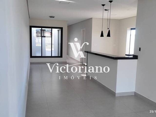 #CA0266 - Casa em condomínio para Venda em Jacareí - SP