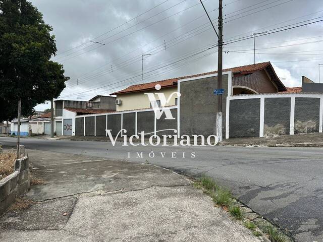 Casa para Venda em São José dos Campos - 3