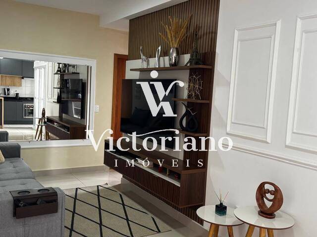 Apartamento para Venda em São José dos Campos - 2