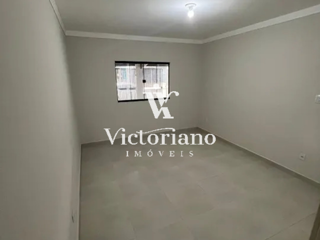 Casa para Venda em São José dos Campos - 4