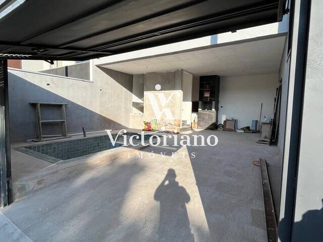 Casa para Venda em São José dos Campos - 2