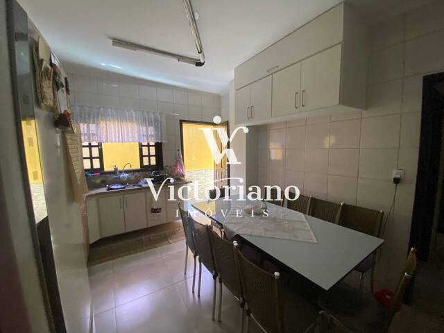Casa para Venda em São José dos Campos - 5