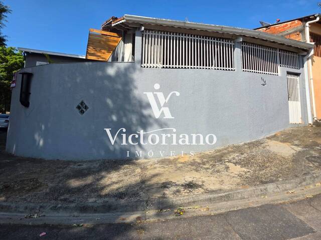 Casa para Venda em São José dos Campos - 3