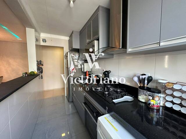 Apartamento para Venda em Jacareí - 2