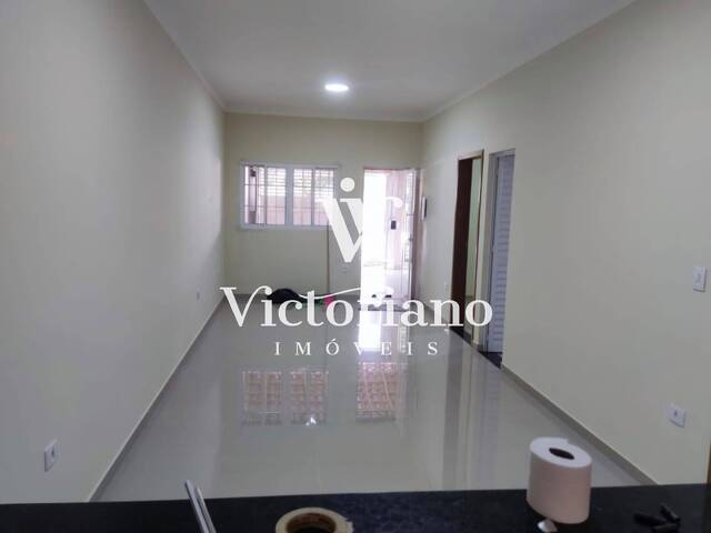 Casa para Venda em São José dos Campos - 3