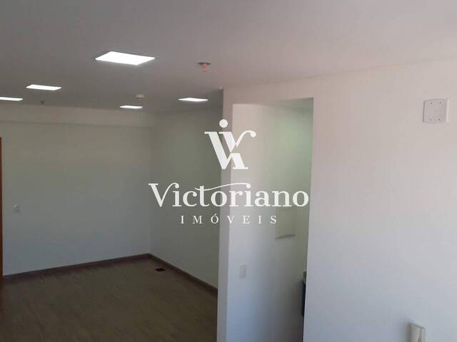 Salão Comercial para Locação em Jacareí - 3