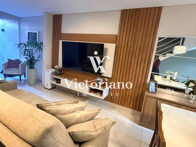 Casa em condomínio para Venda em Jacareí - 2