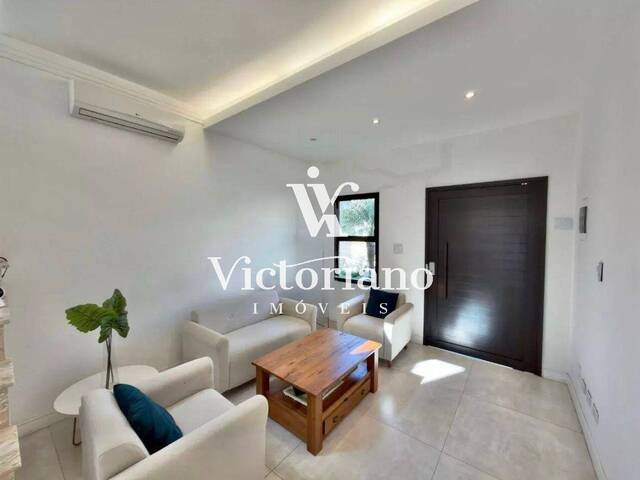 Casa em condomínio para Venda em Jacareí - 2