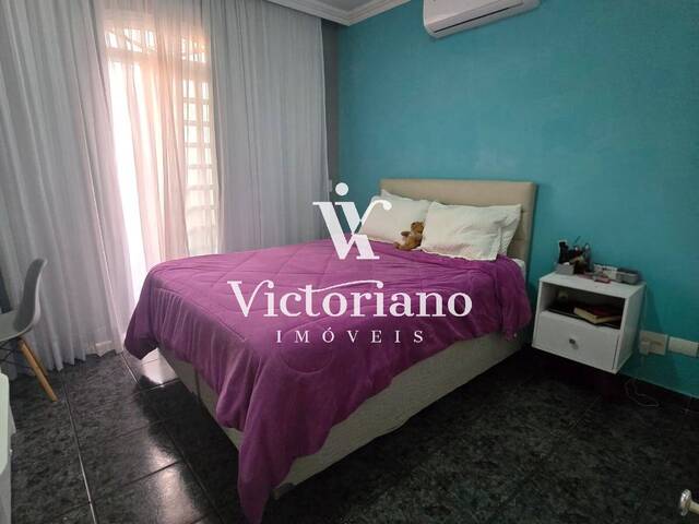 Casa para Venda em Jacareí - 4