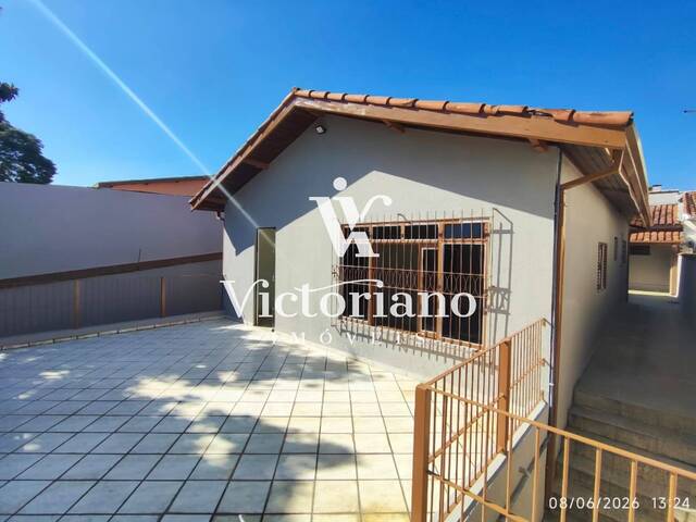 Casa para Venda em São José dos Campos - 4
