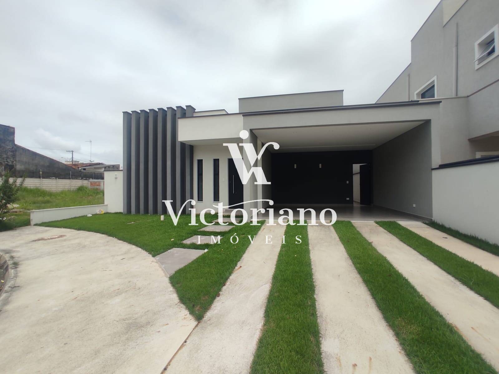 Casa de Condomínio à venda com 31 quartos, 175m² - Foto 1