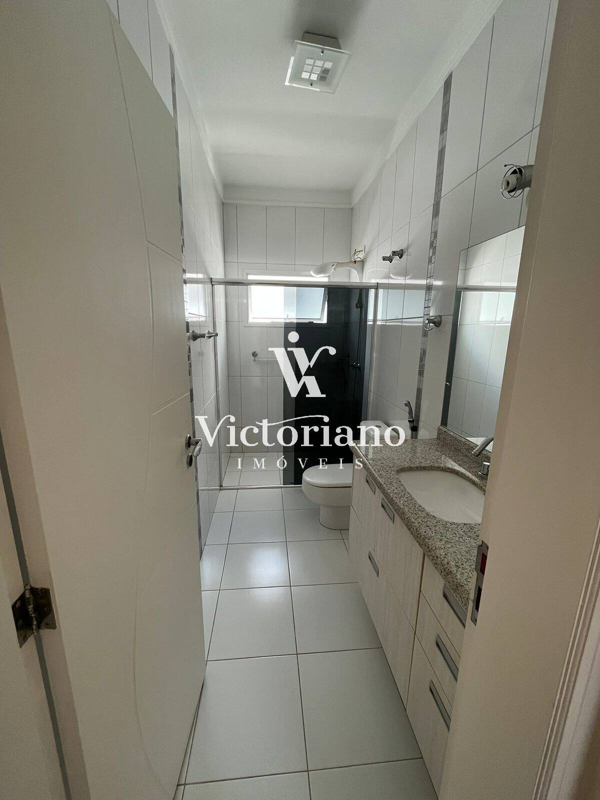 Casa de Condomínio à venda com 3 quartos, 330m² - Foto 18