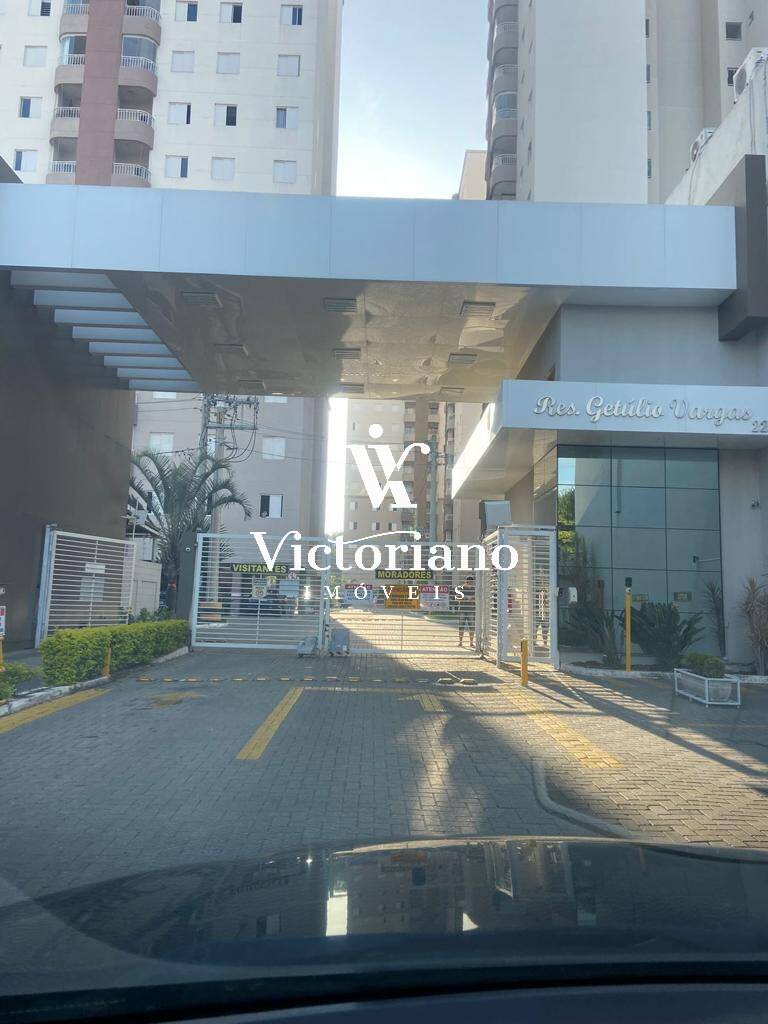 Apartamento para alugar com 2 quartos, 75m² - Foto 41