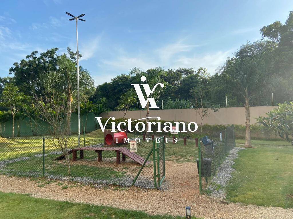 Apartamento para alugar com 2 quartos, 75m² - Foto 34