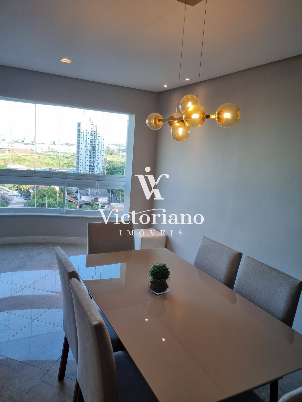 Apartamento à venda com 3 quartos, 105m² - Foto 3