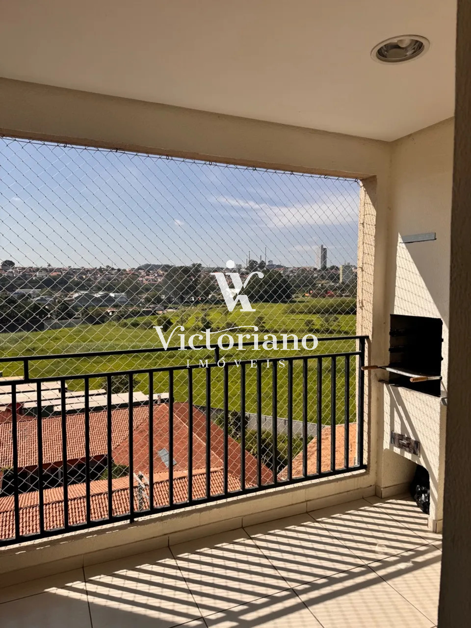 Apartamento à venda com 2 quartos, 72m² - Foto 2