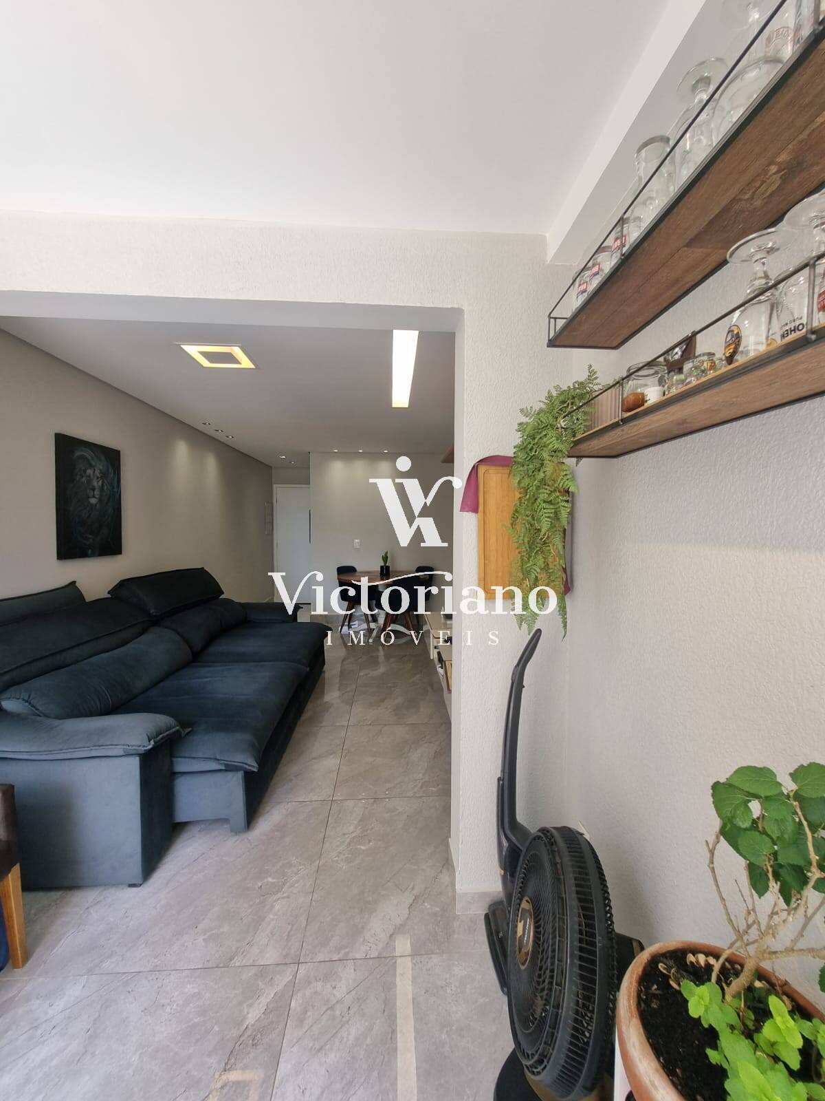 Apartamento à venda com 2 quartos, 75m² - Foto 9