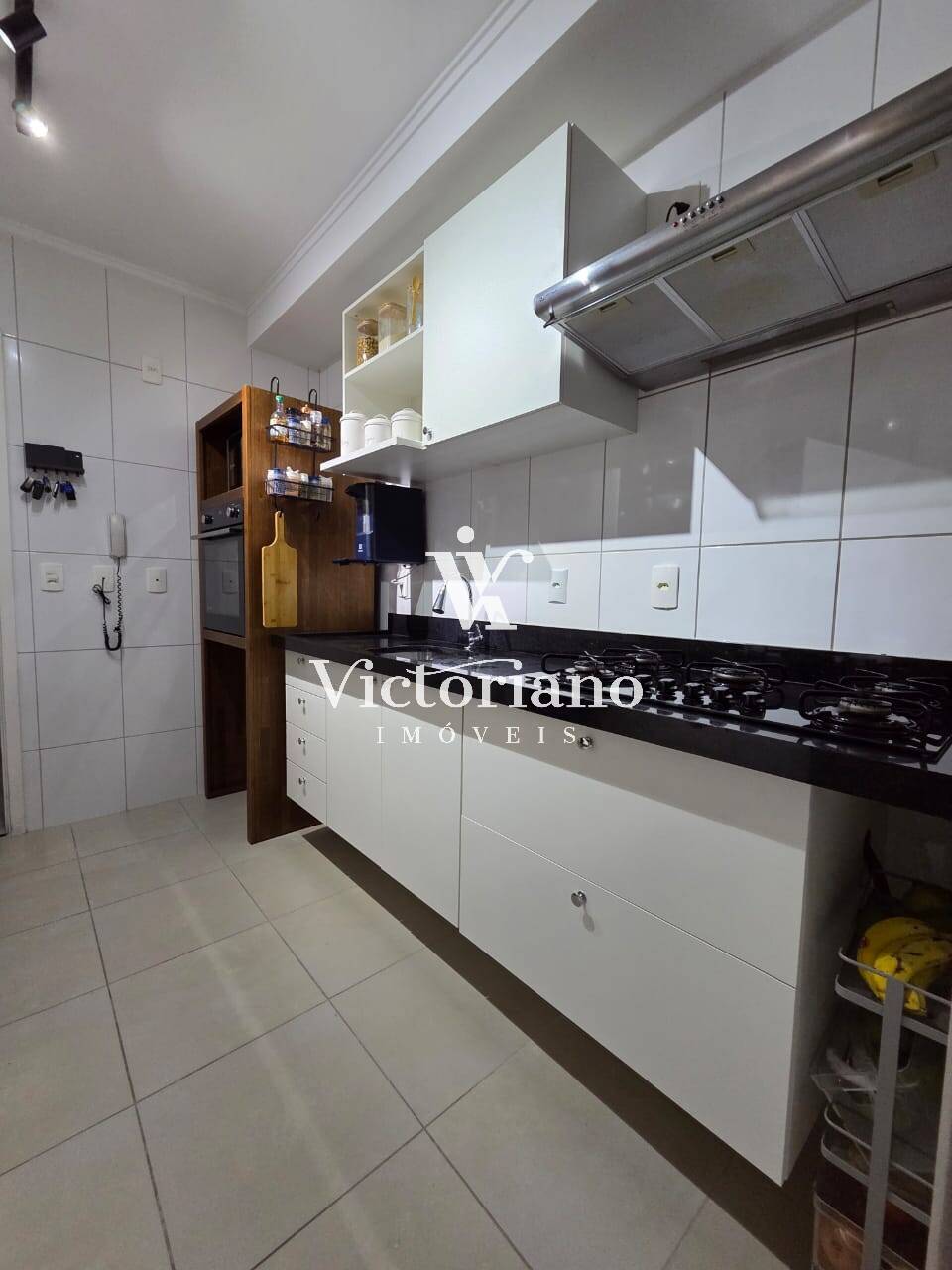Apartamento à venda com 2 quartos, 75m² - Foto 13
