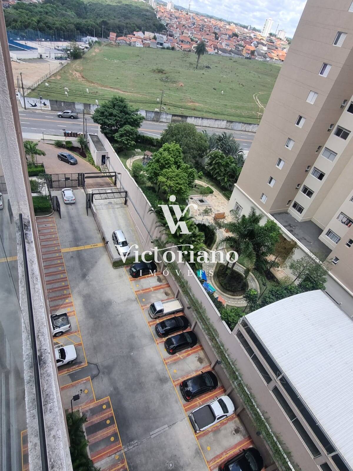 Apartamento à venda com 2 quartos, 75m² - Foto 25