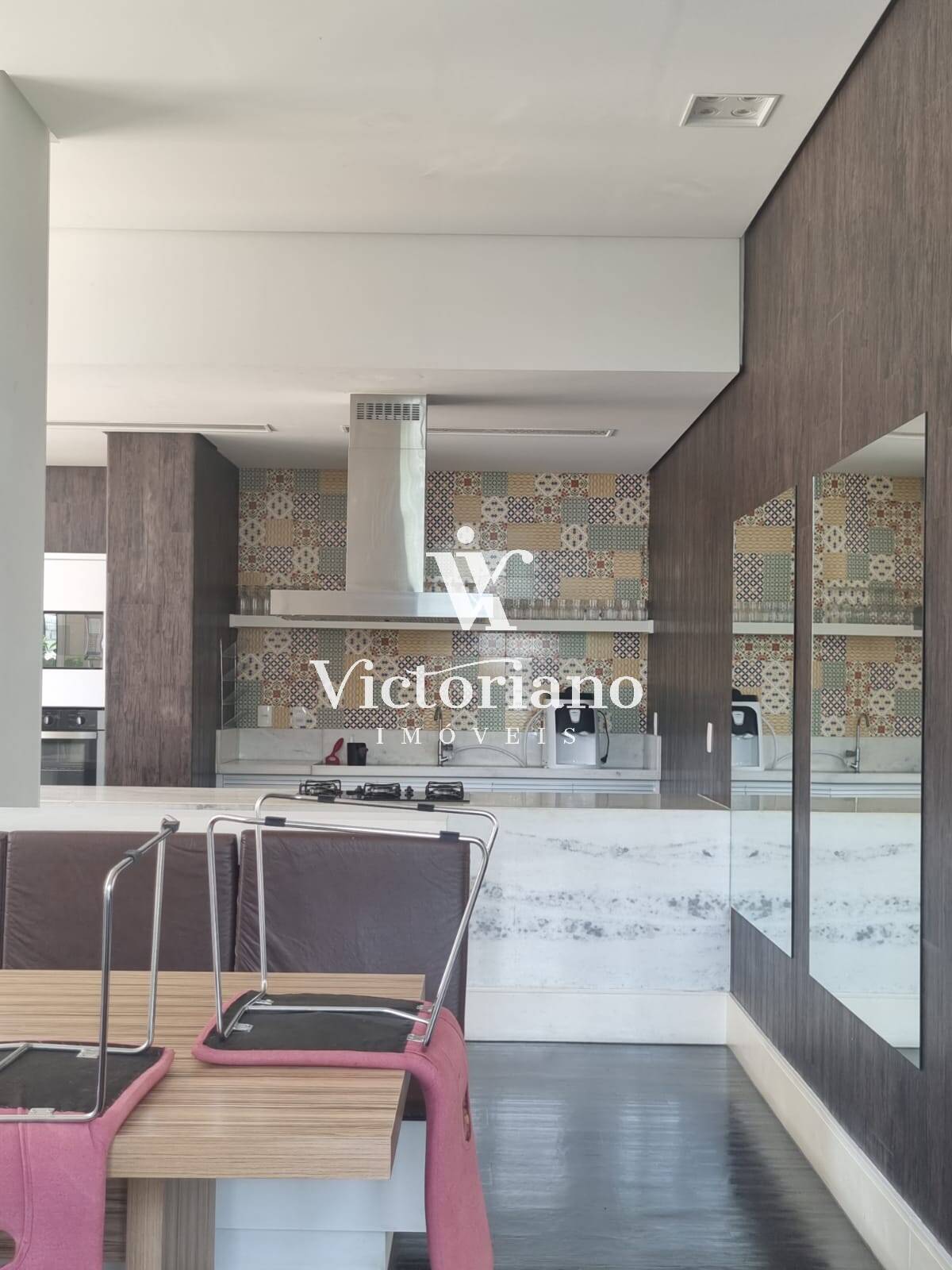 Apartamento à venda com 2 quartos, 75m² - Foto 32
