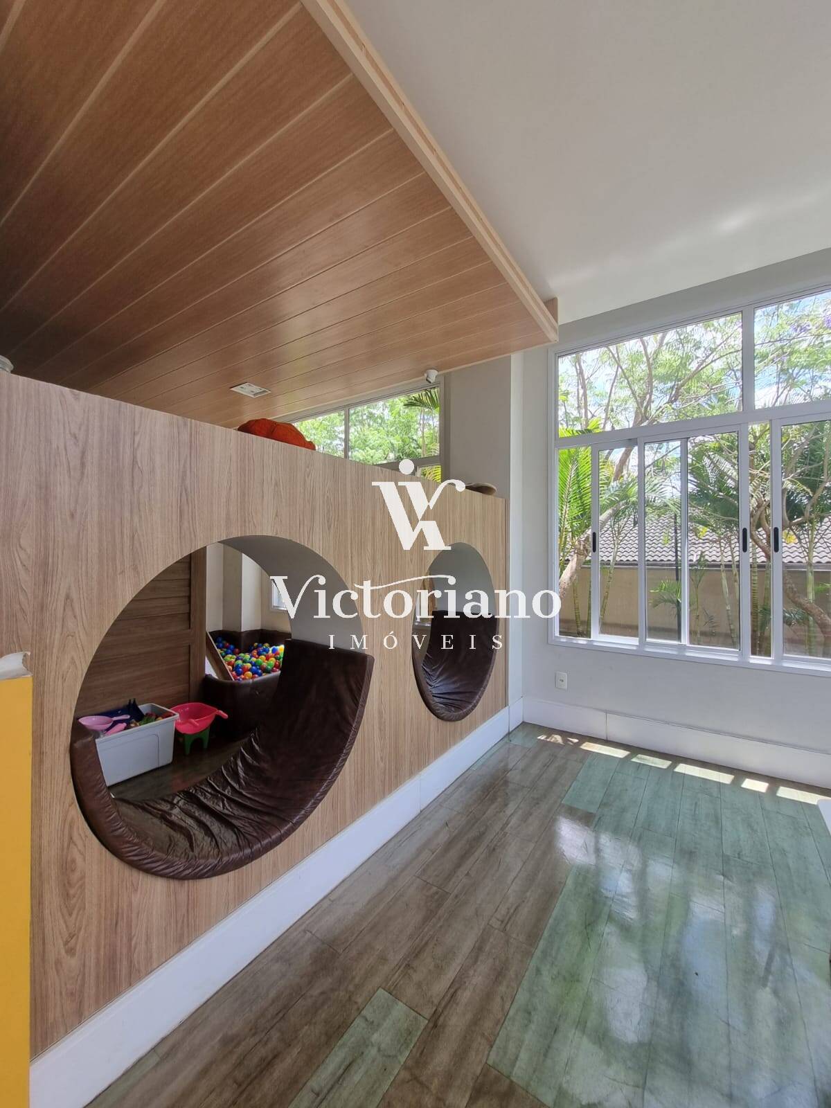 Apartamento à venda com 2 quartos, 75m² - Foto 41