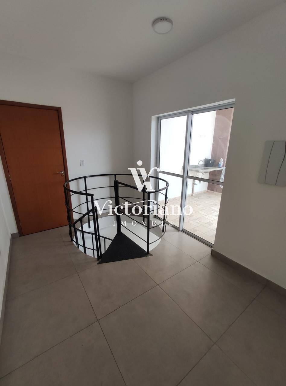 Apartamento à venda com 3 quartos, 119m² - Foto 9