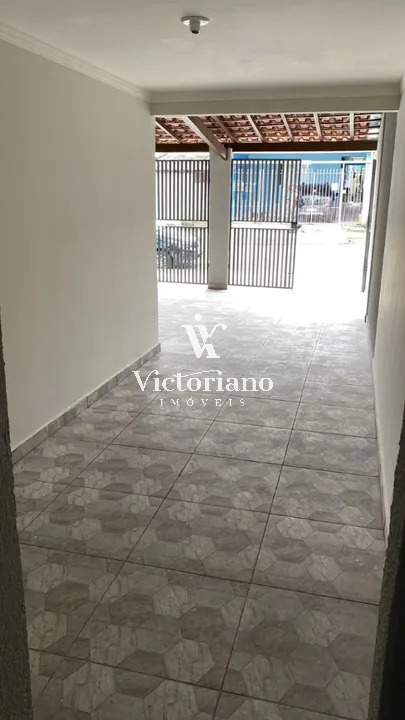 Casa à venda com 3 quartos, 120m² - Foto 3
