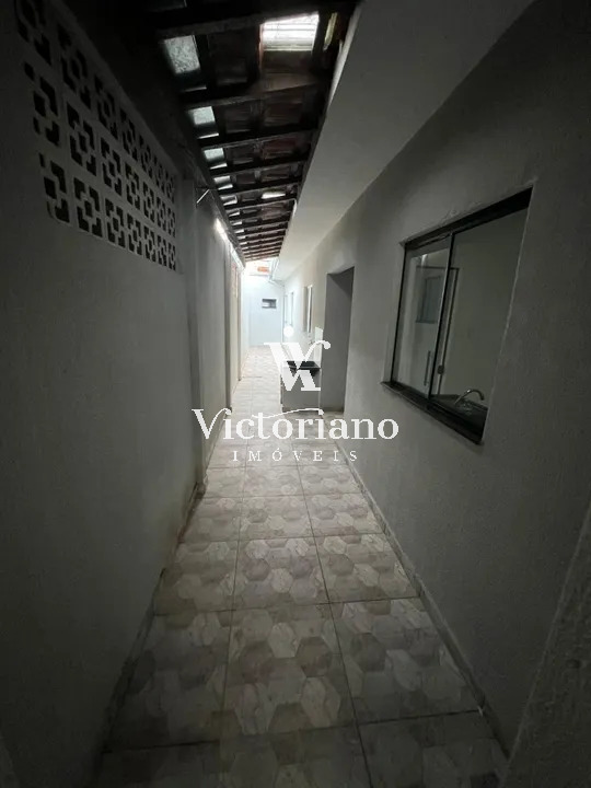 Casa à venda com 3 quartos, 120m² - Foto 11