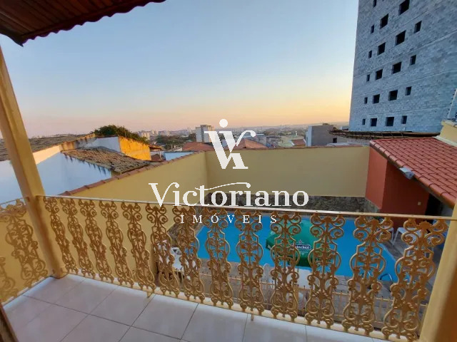 Casa à venda com 4 quartos, 210m² - Foto 17