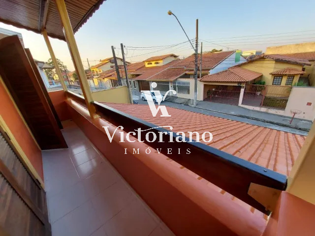 Casa à venda com 4 quartos, 210m² - Foto 20