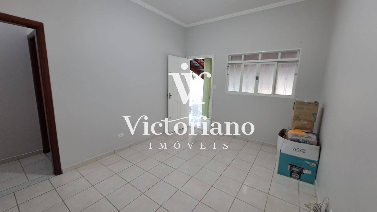 Casa à venda com 2 quartos, 72m² - Foto 8