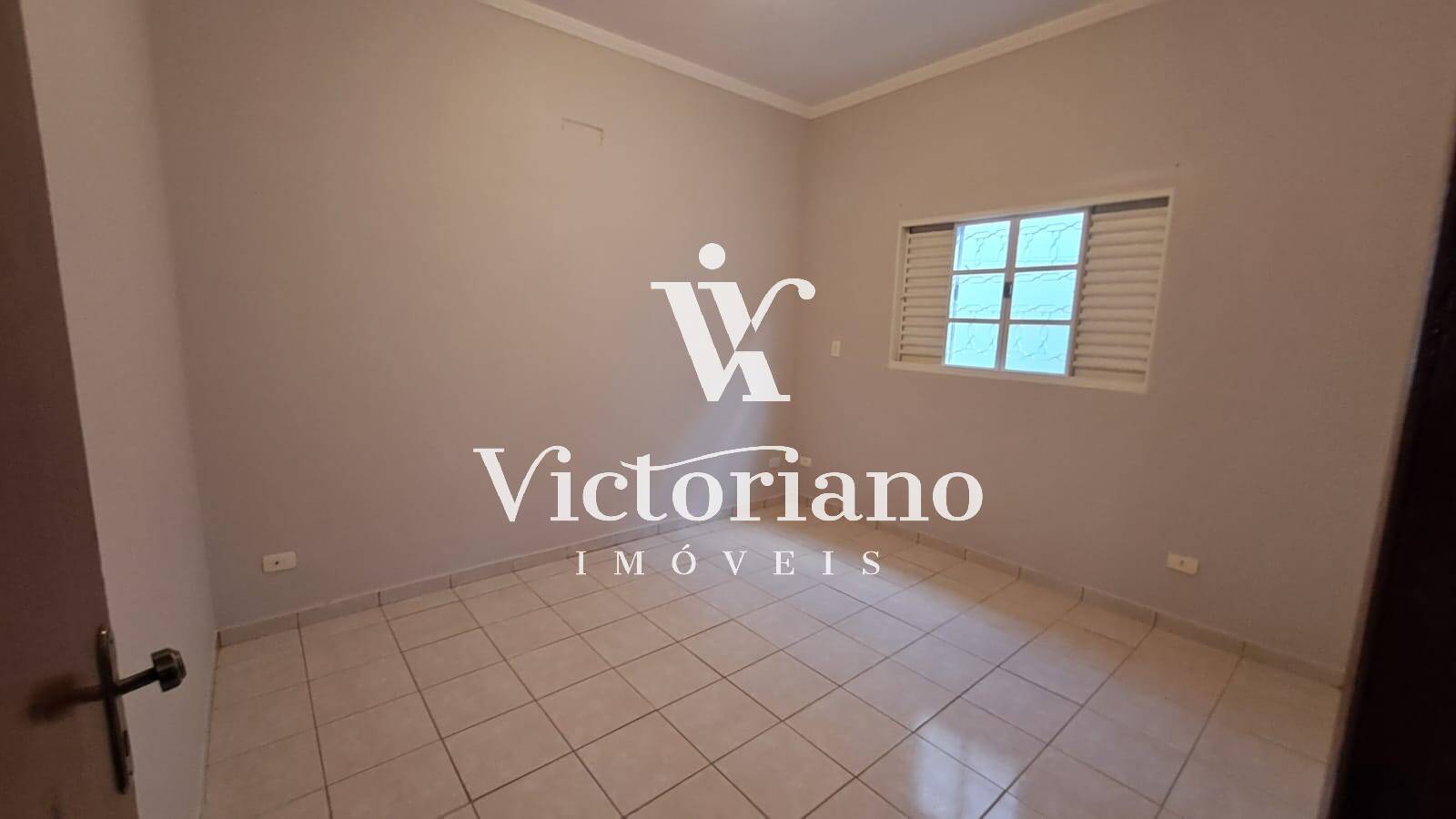 Casa à venda com 2 quartos, 72m² - Foto 14