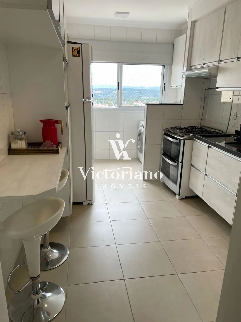 Apartamento à venda com 2 quartos, 75m² - Foto 4