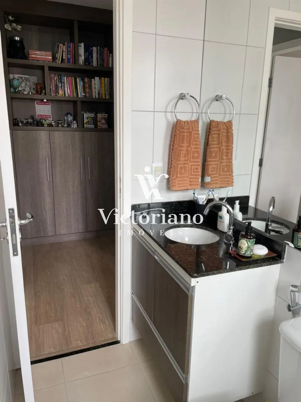 Apartamento à venda com 2 quartos, 75m² - Foto 9