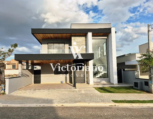 Casa de Condomínio à venda com 4 quartos, 257m² - Foto 1