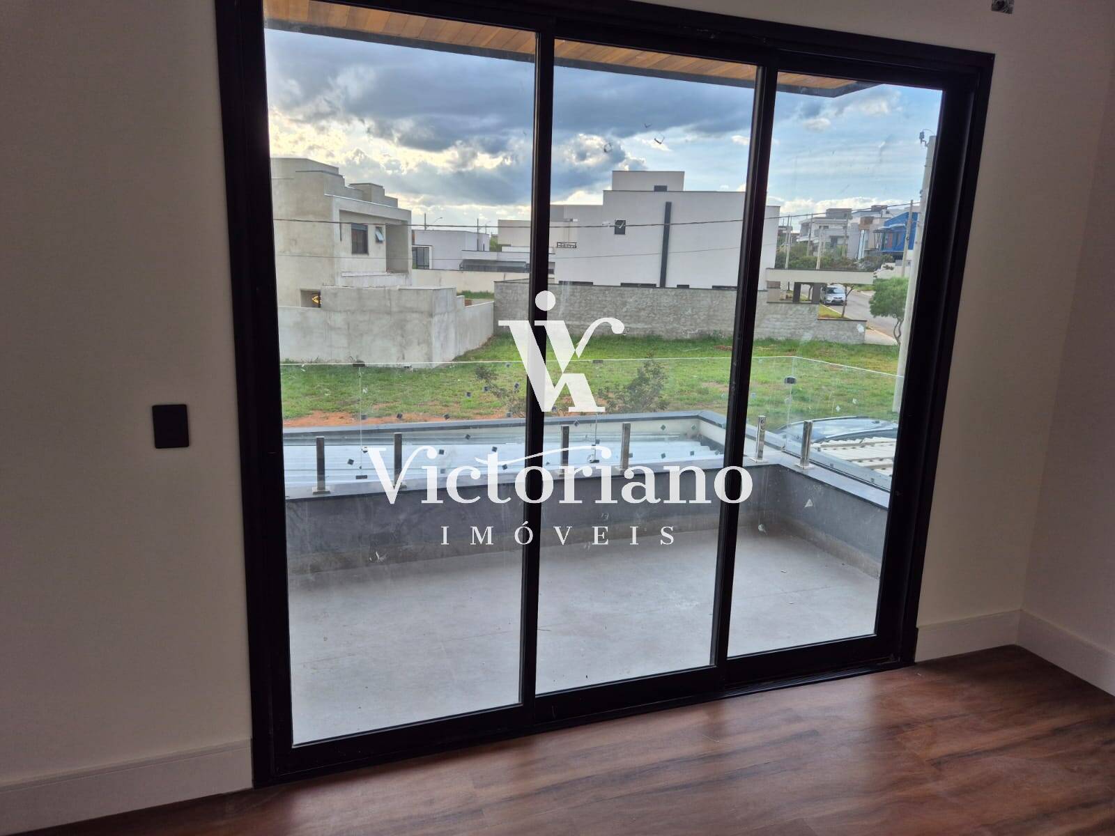 Casa de Condomínio à venda com 4 quartos, 257m² - Foto 10