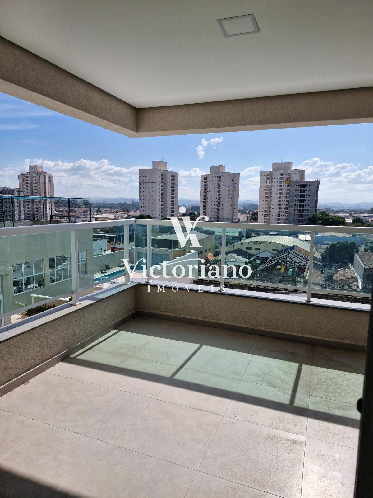 Apartamento à venda com 3 quartos, 101m² - Foto 1