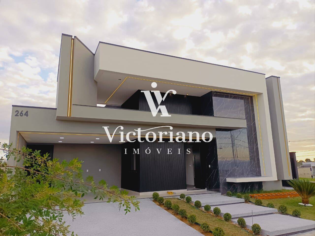 Casa de Condomínio à venda com 3 quartos, 224m² - Foto 2
