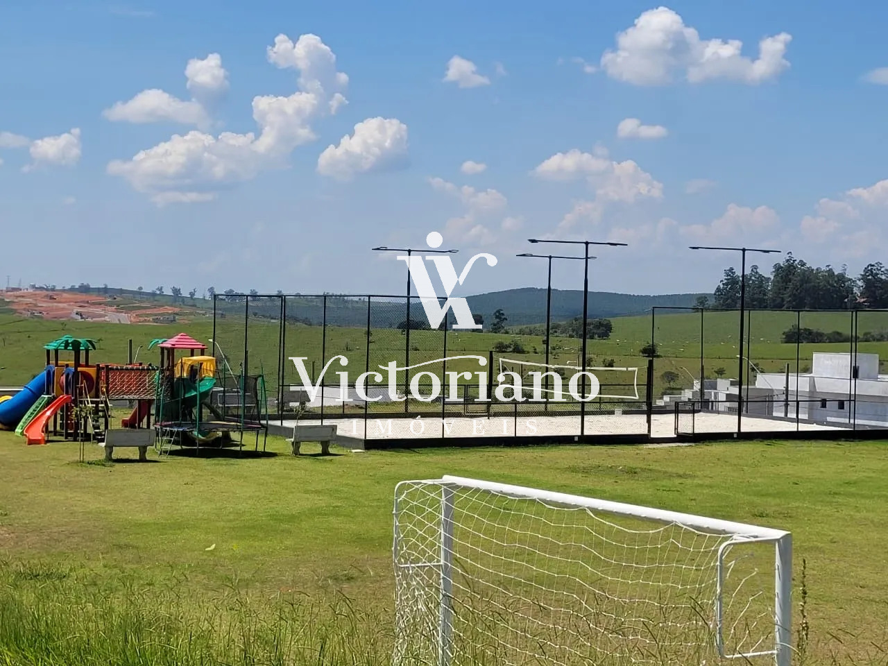 Casa de Condomínio à venda com 3 quartos, 224m² - Foto 17