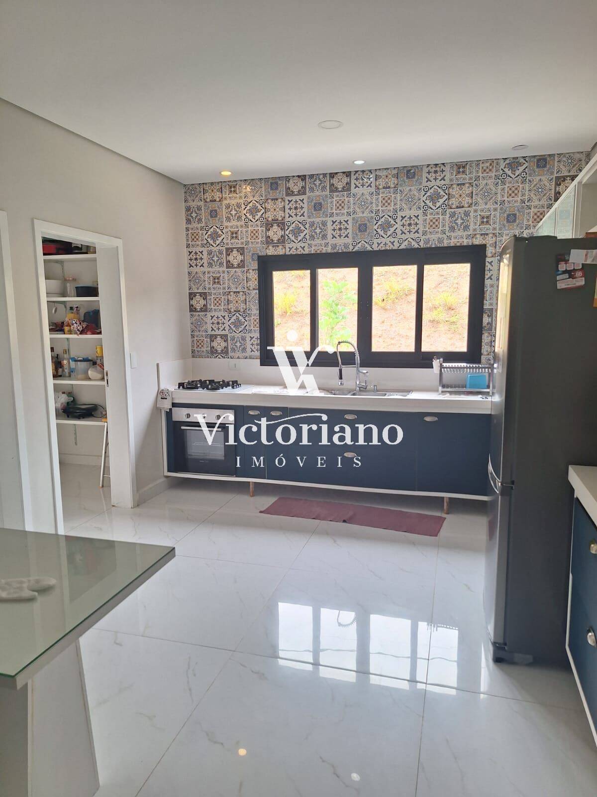 Casa de Condomínio à venda com 3 quartos, 340m² - Foto 18