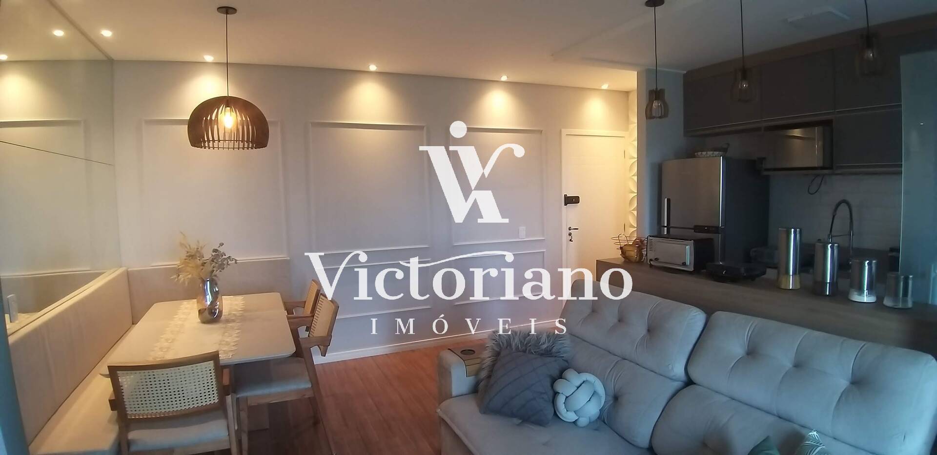 Apartamento à venda com 2 quartos, 62m² - Foto 1