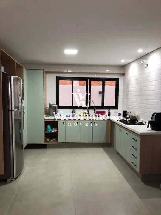 Casa de Condomínio à venda com 3 quartos, 311m² - Foto 4