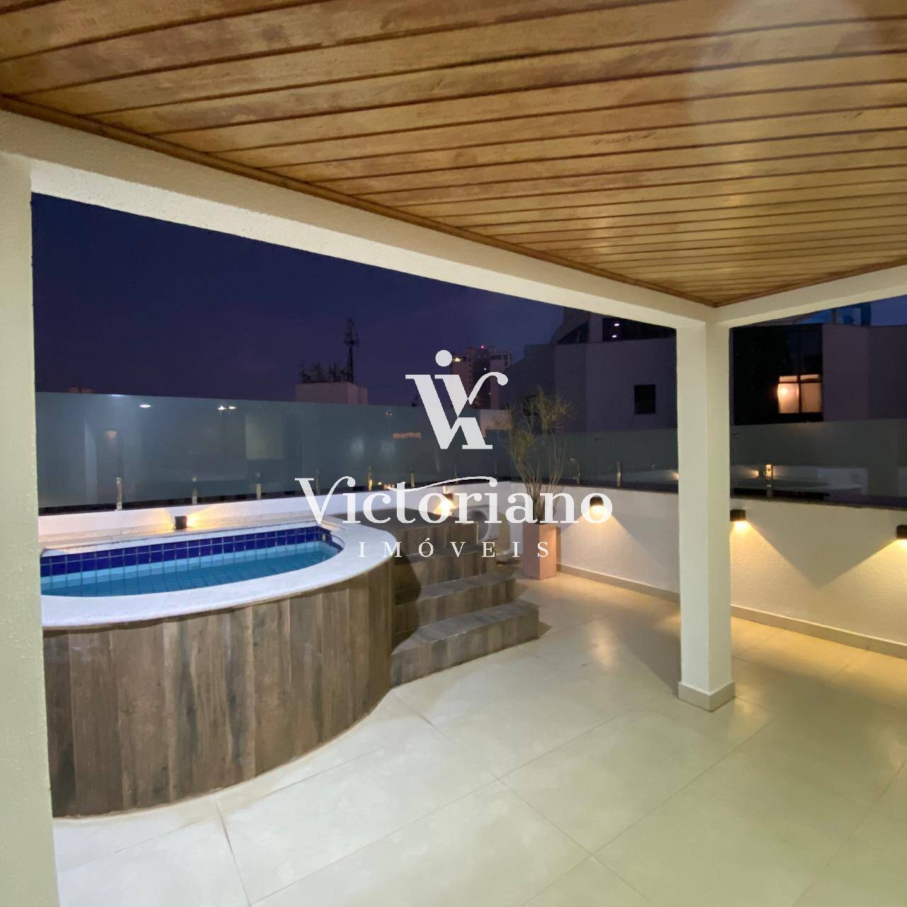 Apartamento à venda com 3 quartos, 182m² - Foto 1