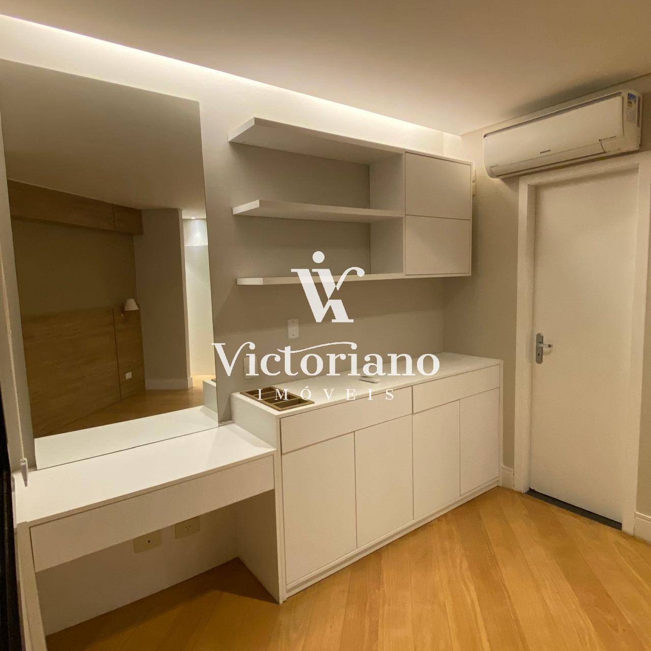 Apartamento à venda com 3 quartos, 182m² - Foto 10