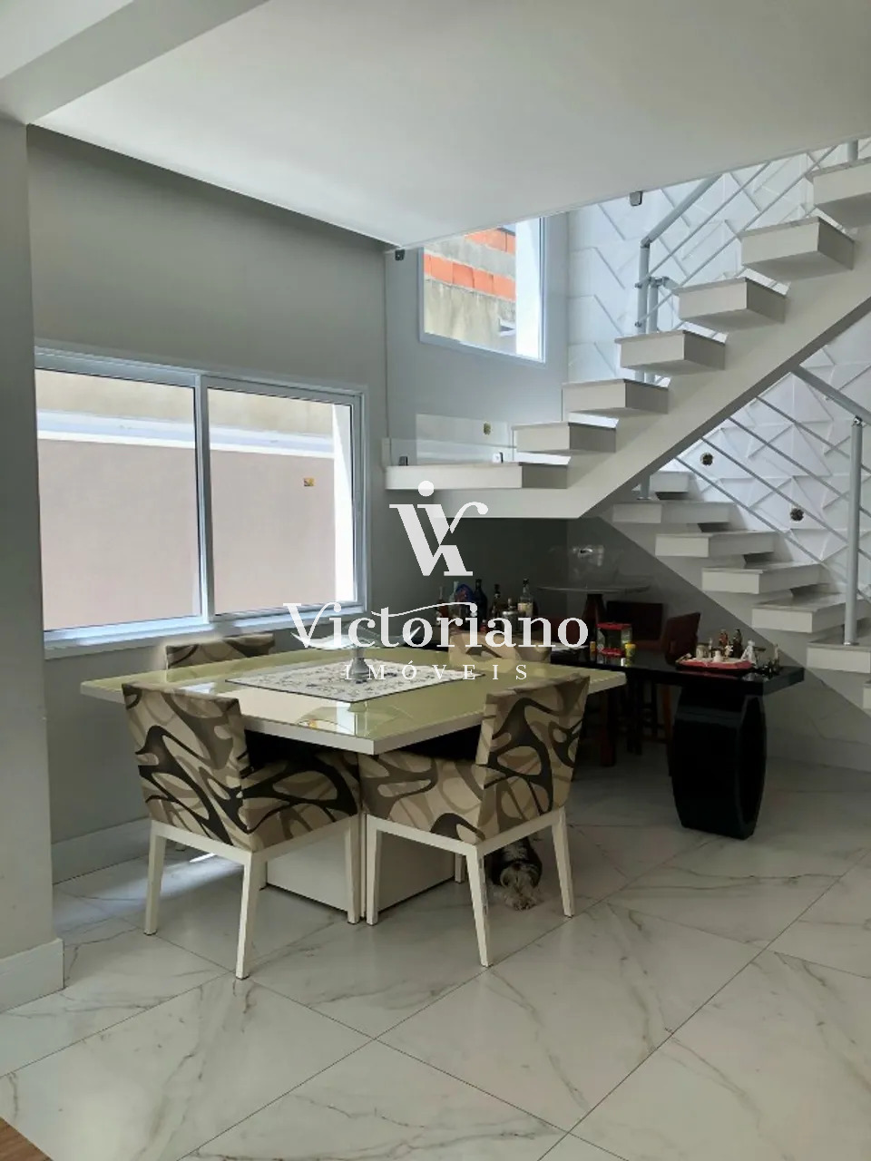 Casa de Condomínio à venda com 4 quartos, 209m² - Foto 4