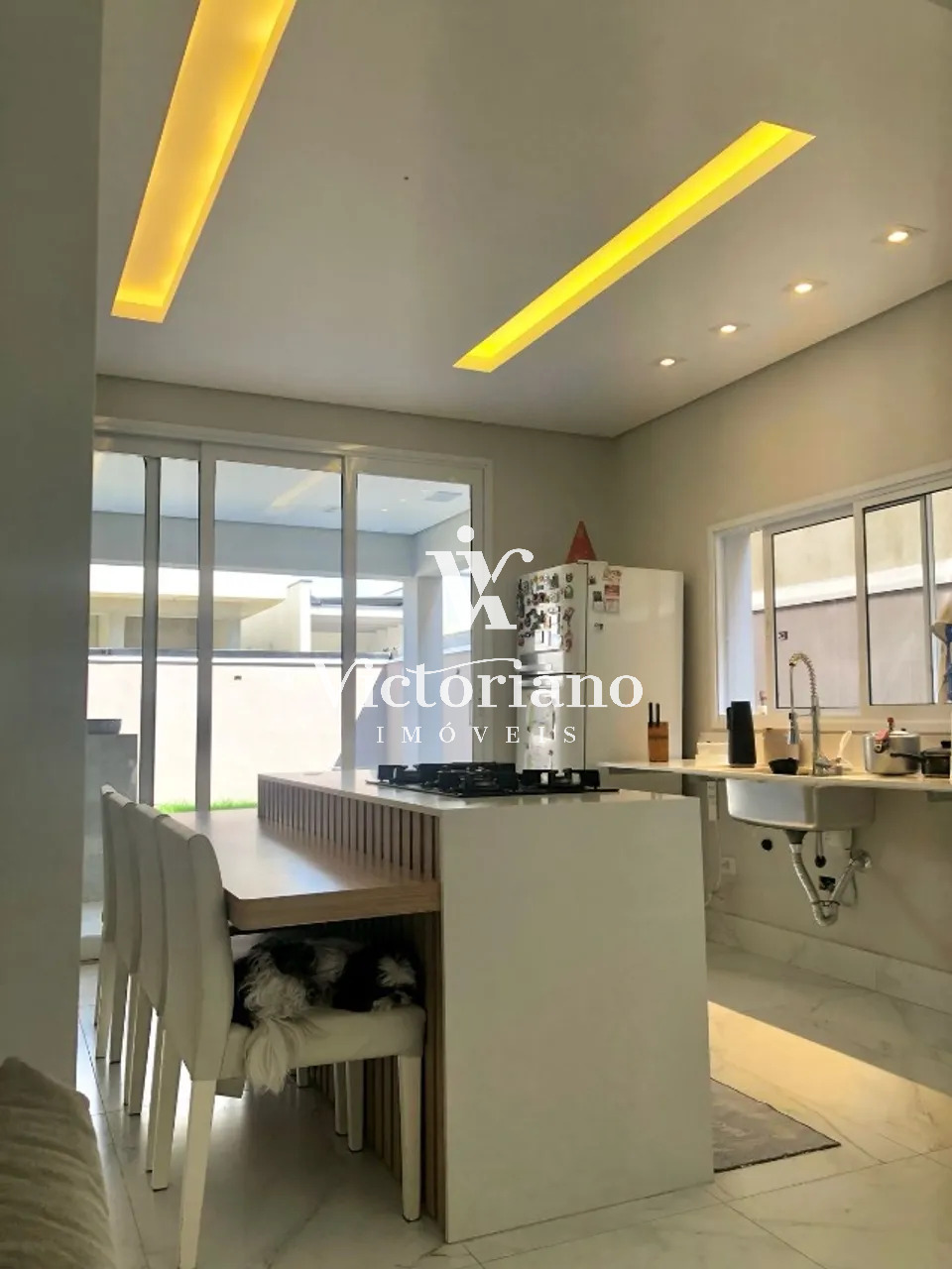 Casa de Condomínio à venda com 4 quartos, 209m² - Foto 5