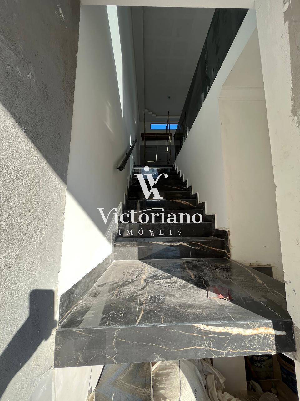 Casa à venda com 3 quartos, 150m² - Foto 5