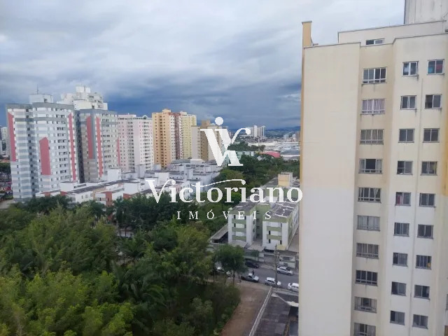 Apartamento à venda com 3 quartos, 80m² - Foto 19